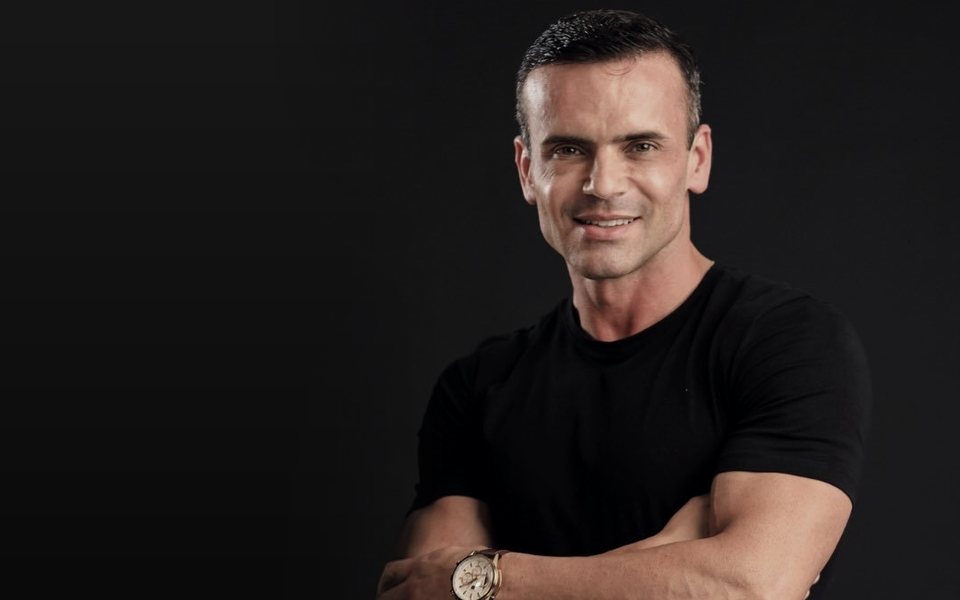 Dr. Christian Chaves